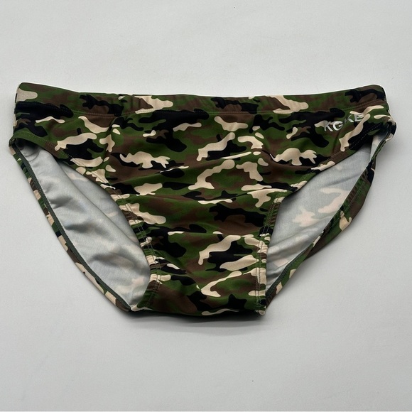 Mens swimsuit swim brief size large. NWT - Picture 1 of 13